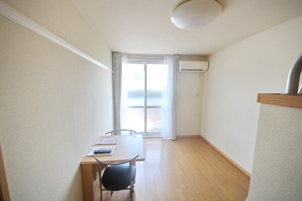 レオパレスメゾン 五月館の物件内観写真